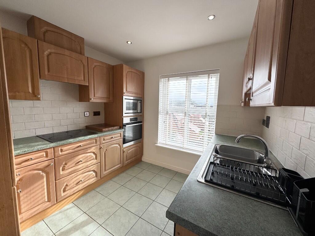 Additional image 7 of Dickens Heath Road, B90