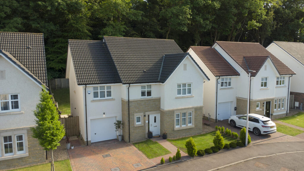 Main image of property: Teucheen Circle, Erskine