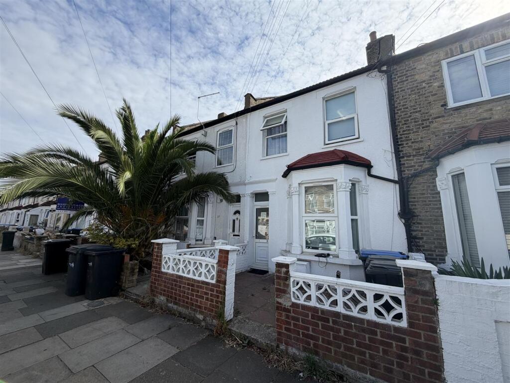 Main image of property: Chiswick Road, Edmonton, N9