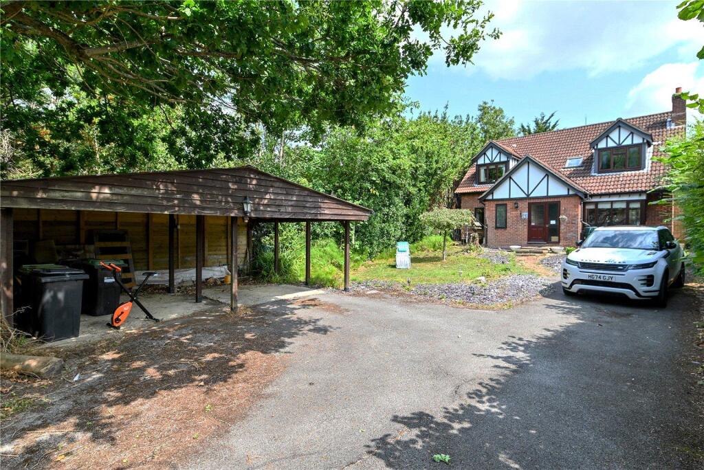 Main image of property: Oakwood Avenue, New Milton