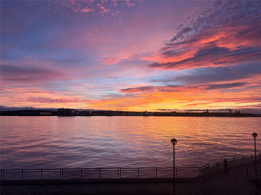 Coburg Wharf, LIVERPOOL, Merseyside, L3 photo 3