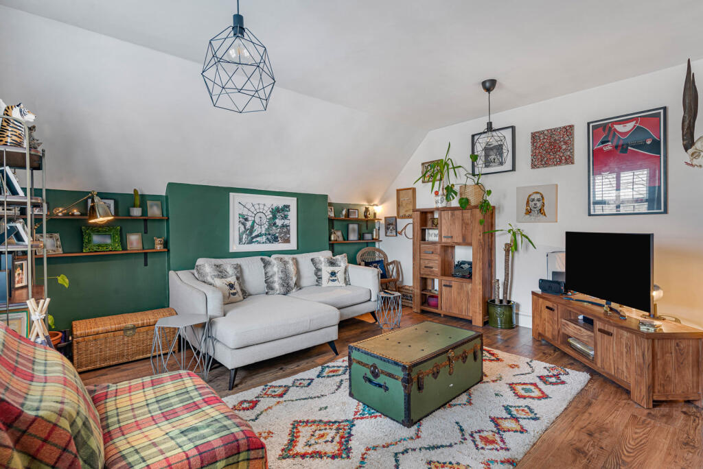 Main image of property: Selhurst Road, London, SE25