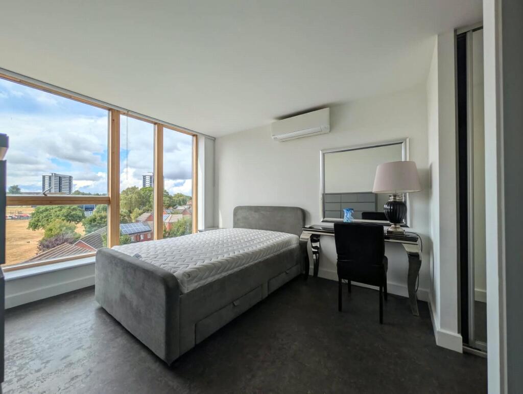 Apartment in Birmingham - More