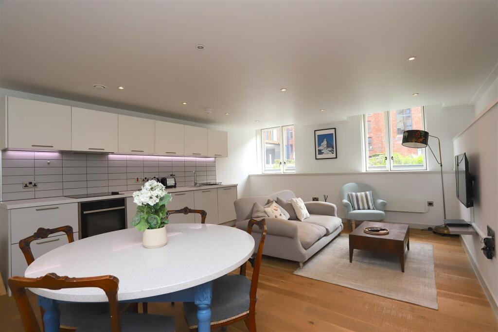 Main image of property: Murrays Mills, Ancoats