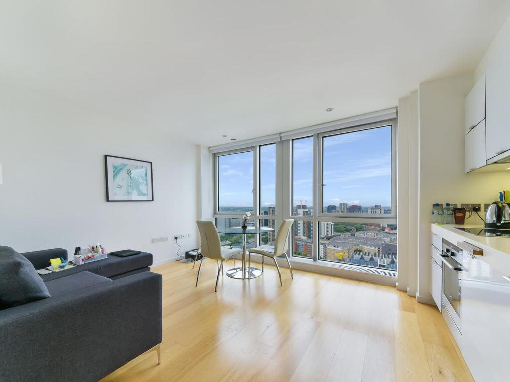 Main image of property: Ontario Tower, Canary Wharf, London, London, E14