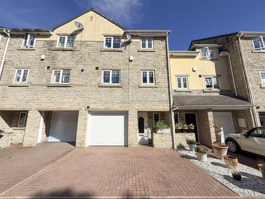 Main image of property: River Bank, Oughtibridge, S35
