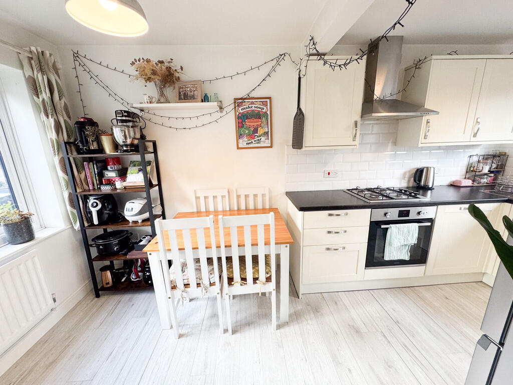 Danebower Road, Trentham, Stoke-on-Trent photo 4