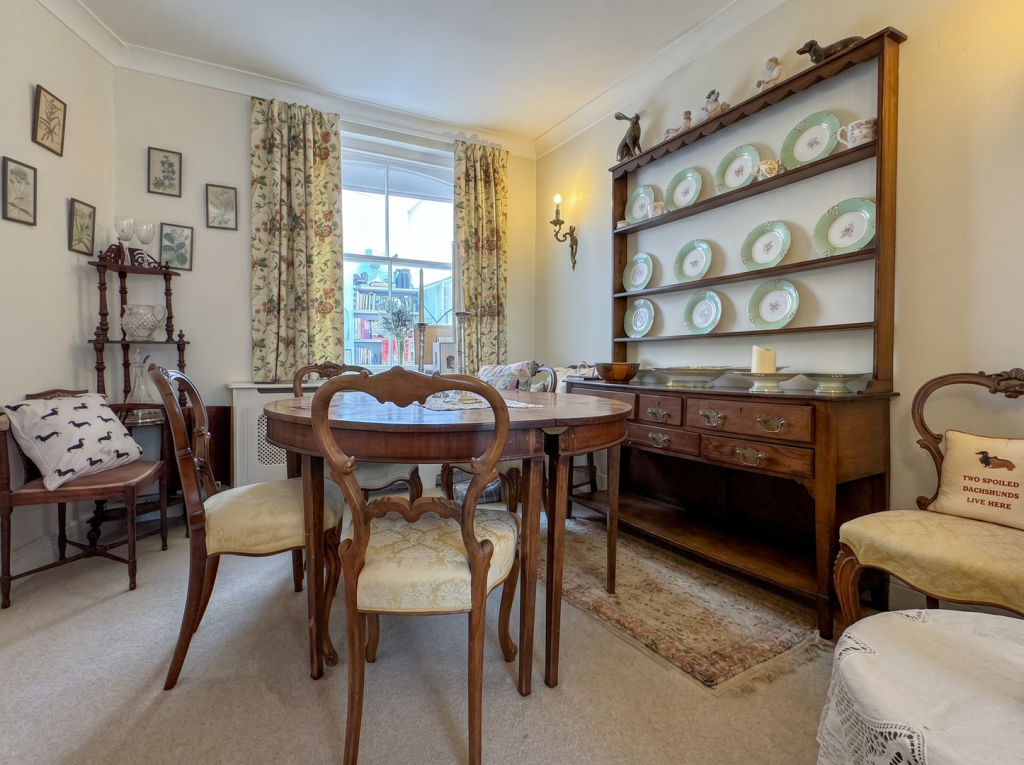 House in Southampton - View 2