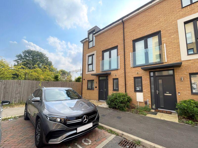 Main image of property: Windstar Drive , South Ockendon 