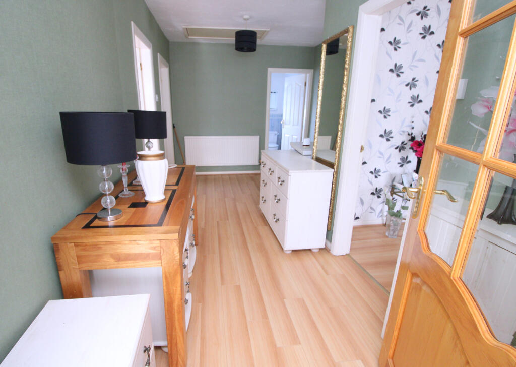 Manor Way,  Kinmel Bay, LL18 photo 4