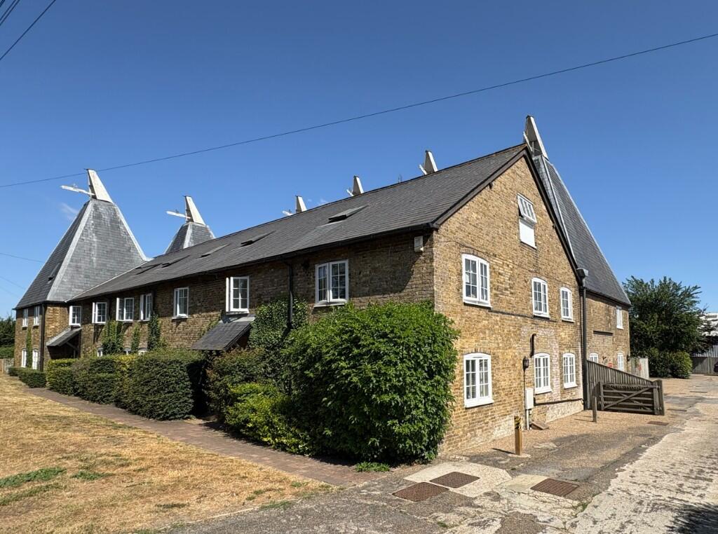 Main image of property: The Oast House, London Road, ME9 9PS
