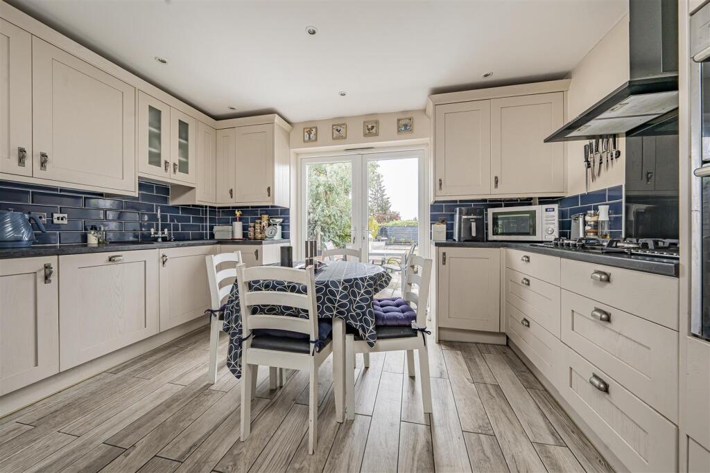 House in St Albans - View 5