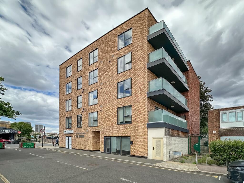 Main image of property: 48 Leytonstone Road,, London, E15 1SQ
