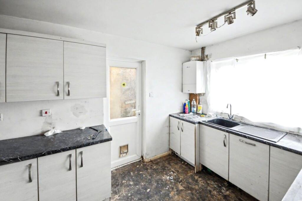 House in Stevenage, Stotfold - View 4