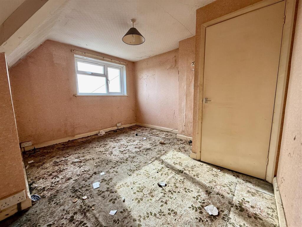 House in Bath - More