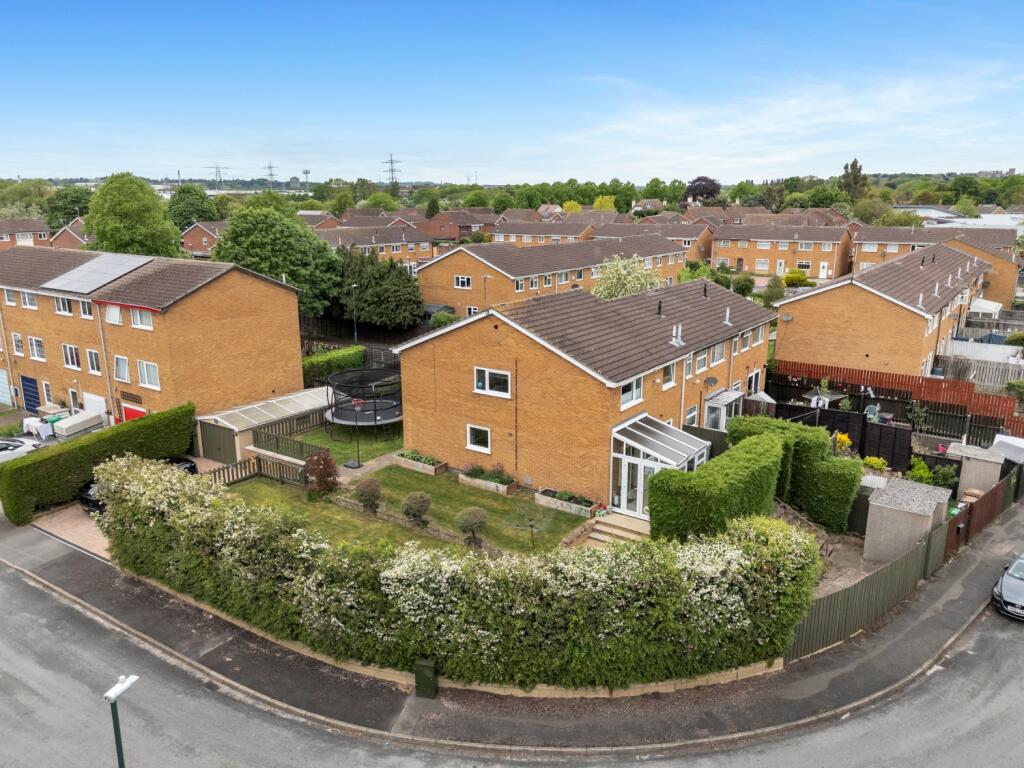 House in Nottingham, Wilford - View 2