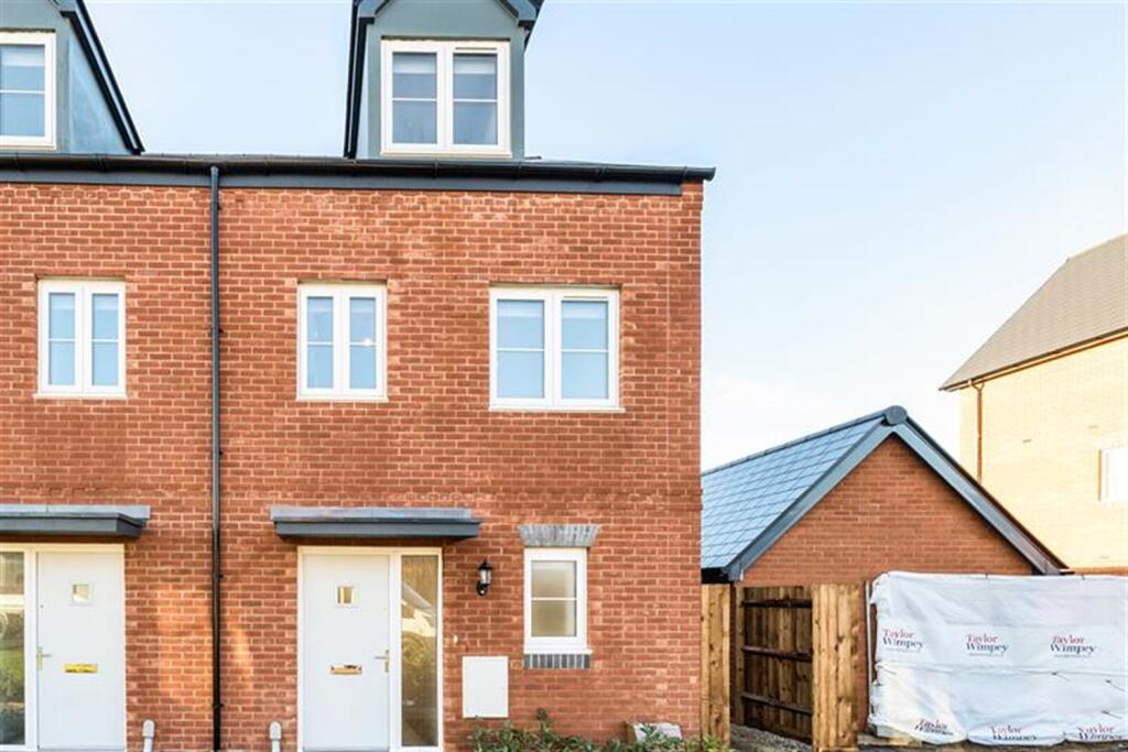 Main image of property: 3 bedroom Semi Detached House in Aubrey Drive, Sudbury