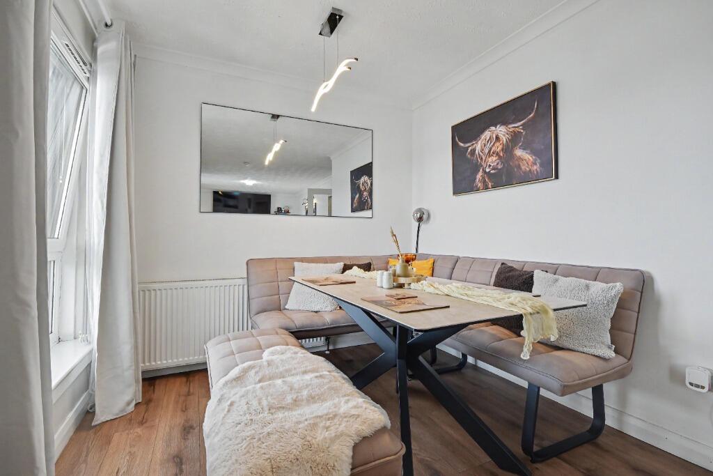 Apartment in Paisley - View 5