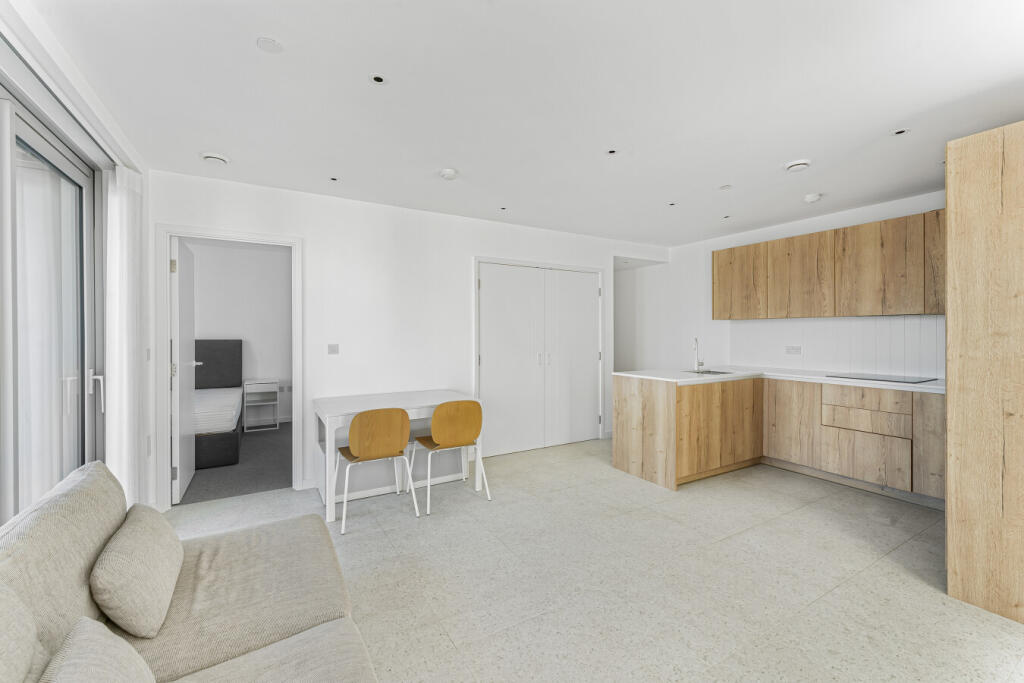 Apartment in London - View 4