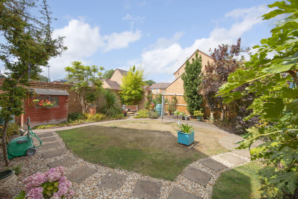 Awdry Road, Devizes, Wiltshire, SN10 5LF photo 4