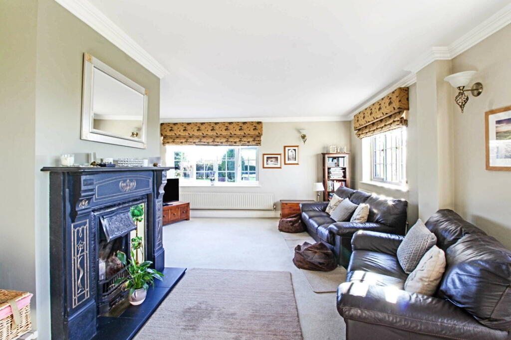 House in Stockton-on-Tees, Great and Little Broughton - View 4