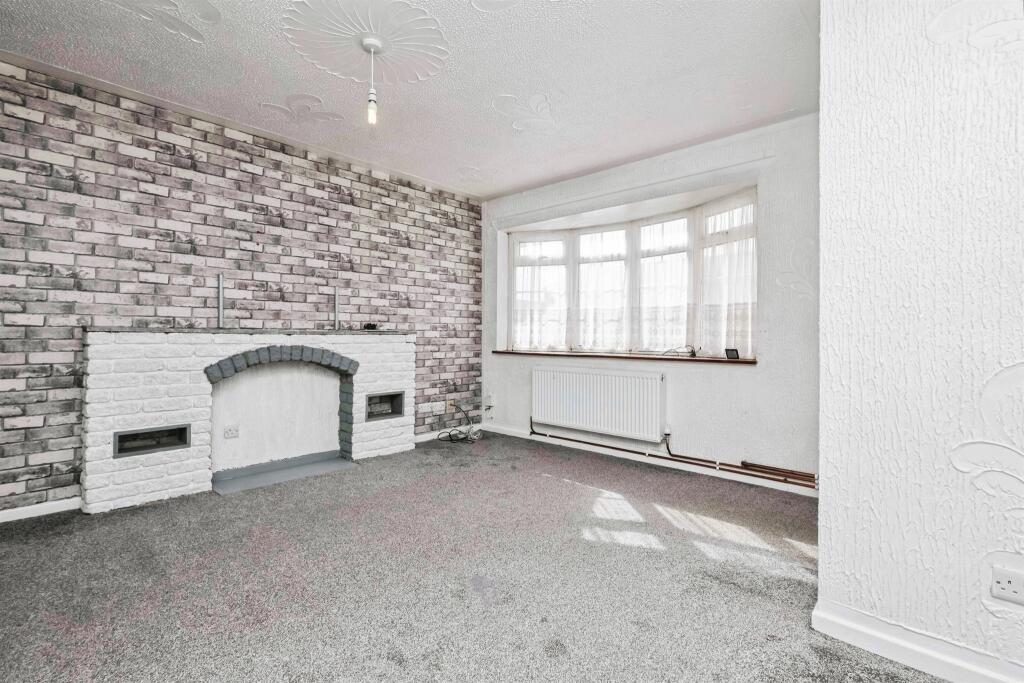House in Birmingham, West Midlands - View 3