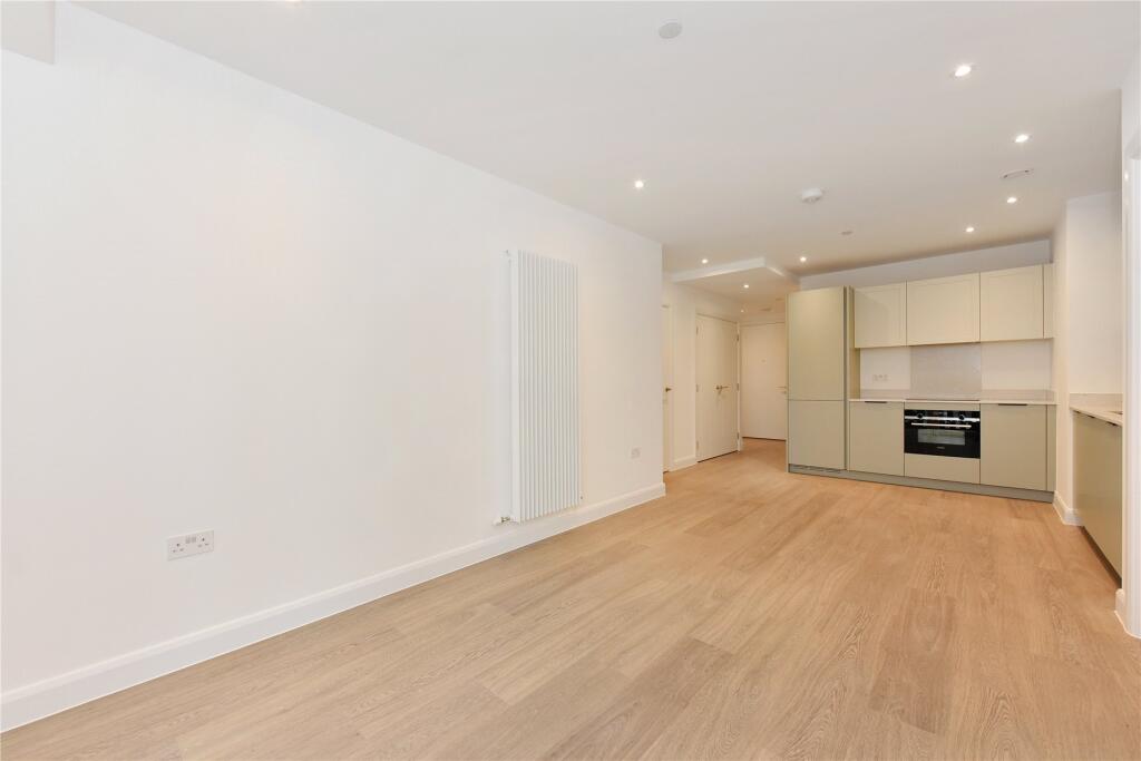 Main image of property: Eden Place, London, E16