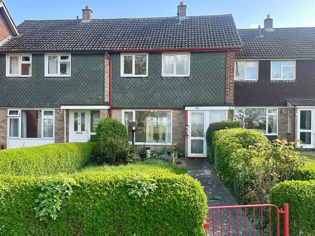3 bedroom terraced house for sale in Prospect Walk, Tupsley, Hereford