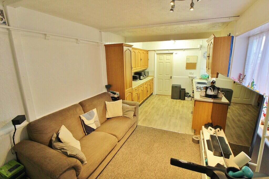 House in Portsmouth - View 5