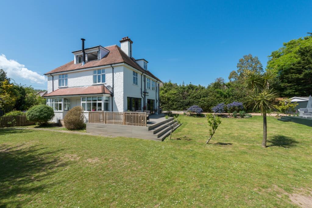 Main image of property: Kingsdown Hill, Kingsdown, CT14