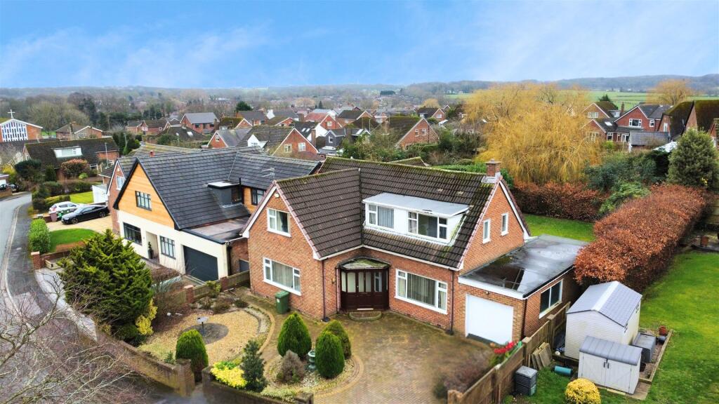 Main image of property: Villiers Crescent, Eccleston, St Helens, WA10 5HP