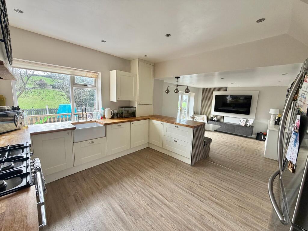 Additional image 4 of Long Lee Lane, Keighley, BD21