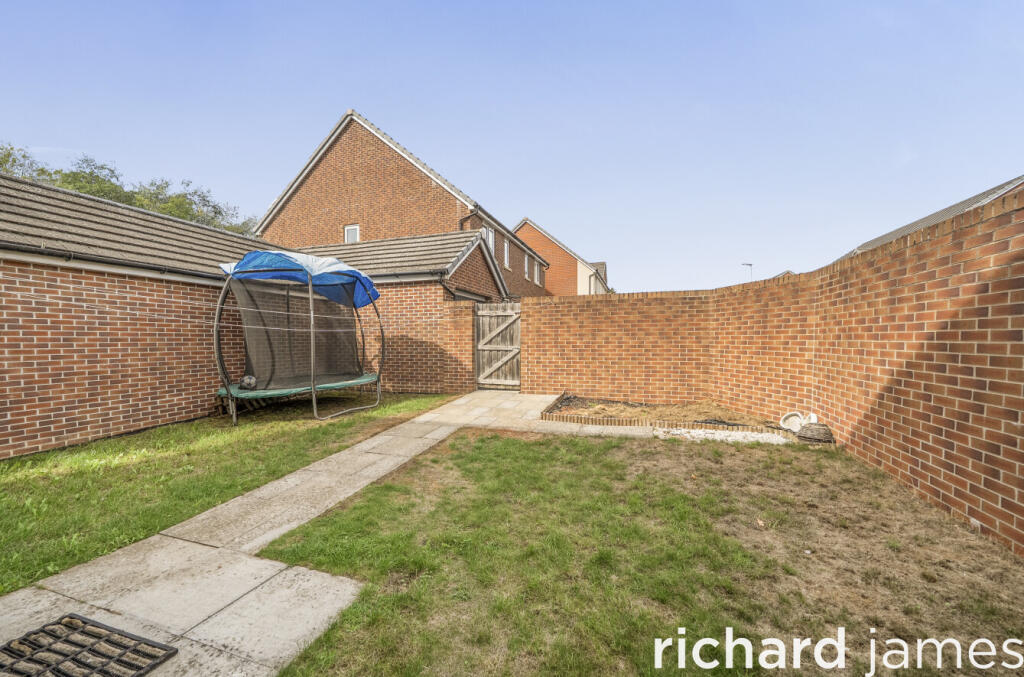 House in Swindon, Eastleaze, West Swindon - View 4