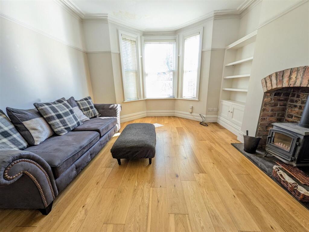House in Stockport, Heaviley, Davenport - View 4
