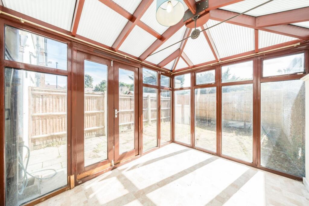 House in Twickenham - View 5