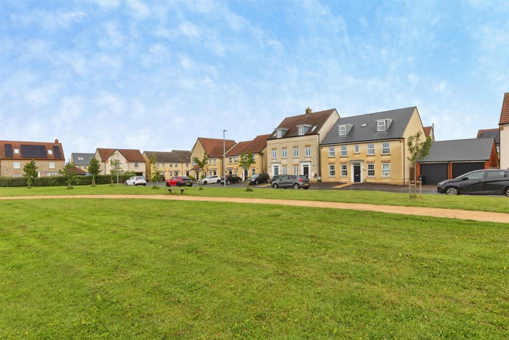 Deer Park, Thornbury, BRISTOL photo 4