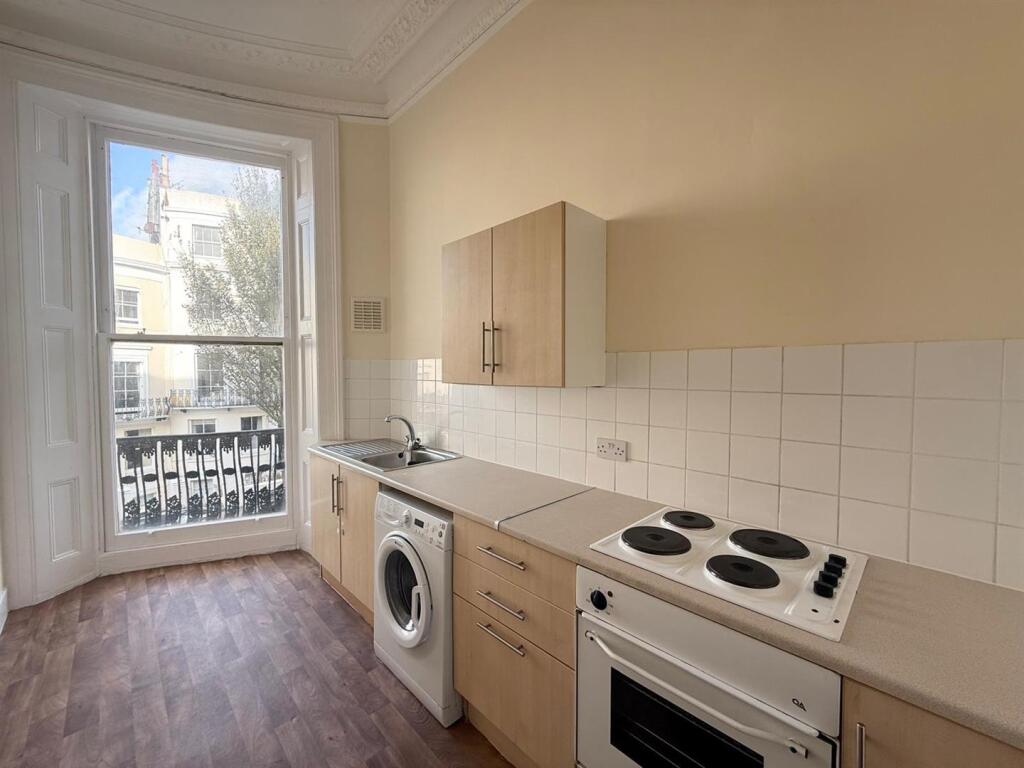 Lansdowne Place, Hove photo 5