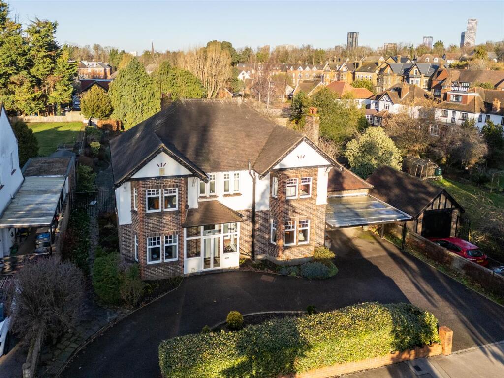 4-bed detached on Croham Manor Road, South Croydon, £1,100,000