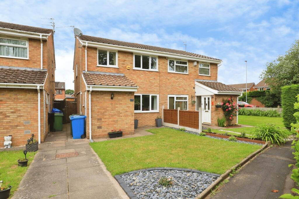 Main image of property: Lingfield Grove, Perton, Wolverhampton, Staffordshire, WV6