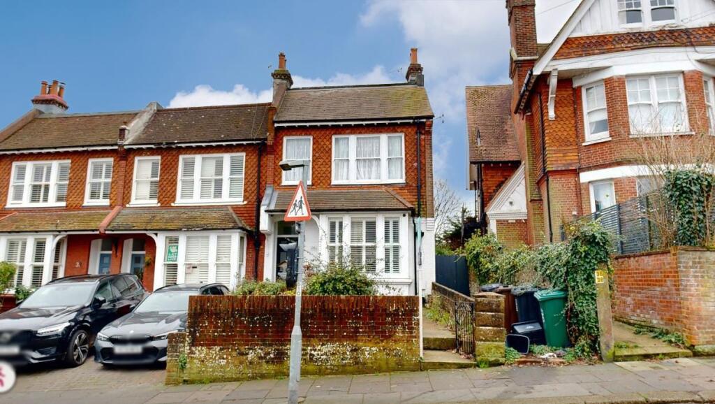 Main image of property: Flat 2, 35 Highcroft Villas, Brighton, East Sussex, BN1