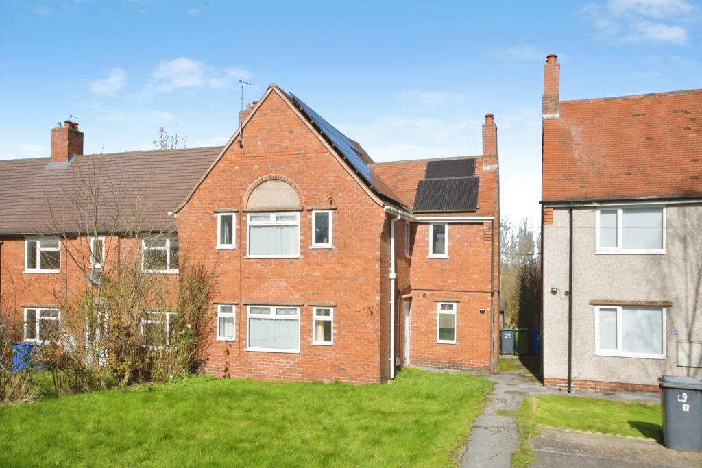 Main image of property: Walgrove Avenue, Chesterfield, Derbyshire, S40