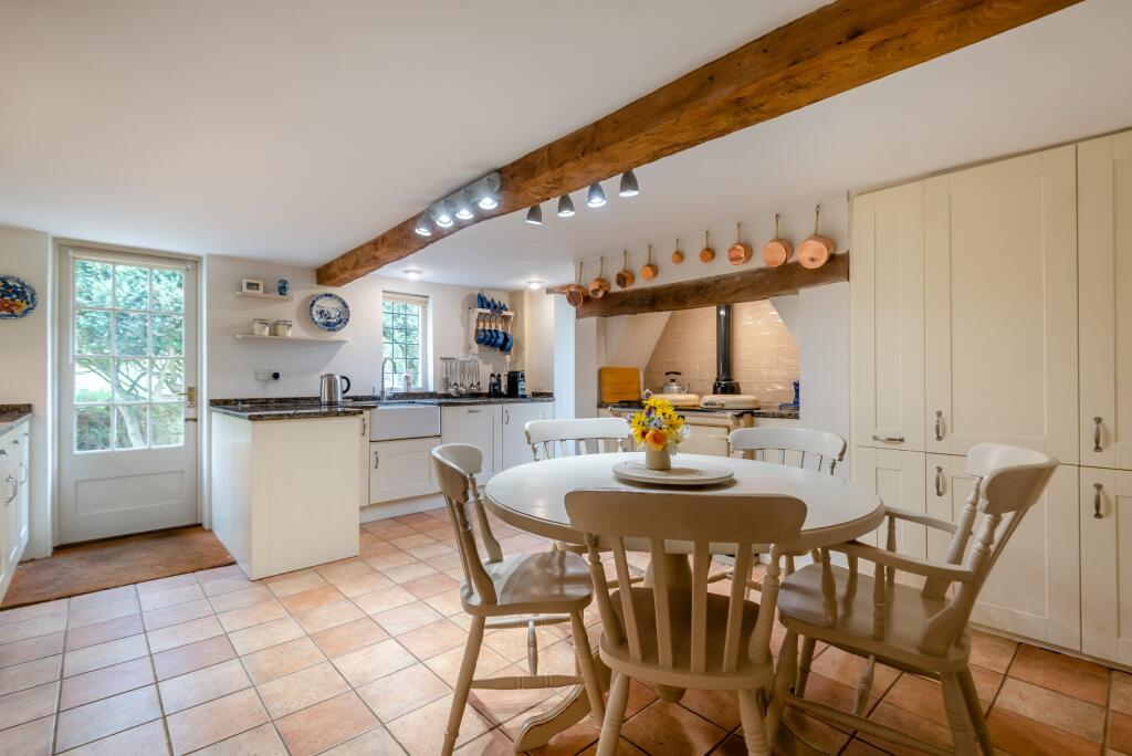 House in Salisbury, Bemerton Heath - View 4