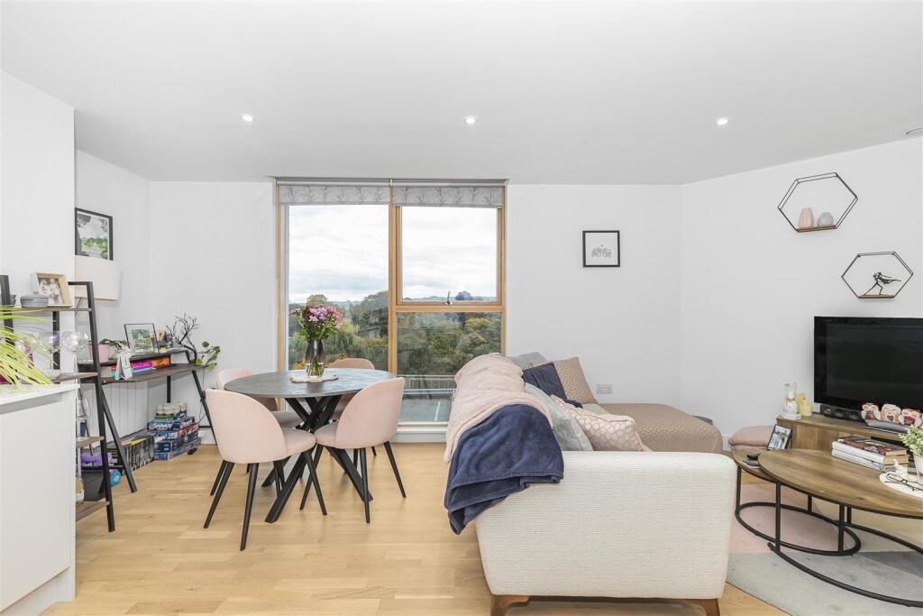 Main image of property: Riverside View, Keynsham