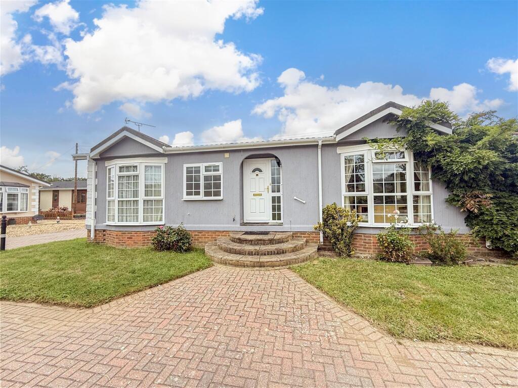 Main image of property: Maidstone Road, Paddock Wood, Kent