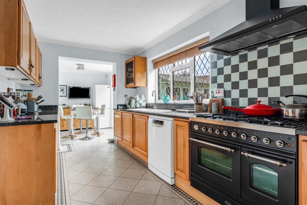 House in Stevenage - View 5