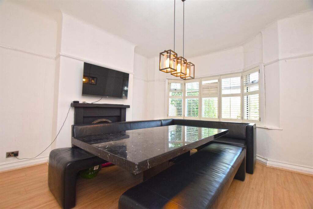 House in Rochdale, Greater Manchester - View 3