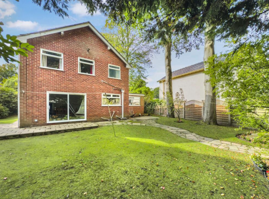 Bewcastle Drive, Ormskirk, Lancashire, L40 photo 2