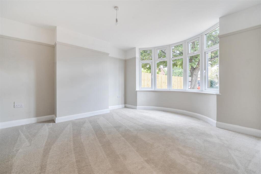 House in Milton Keynes - View 3