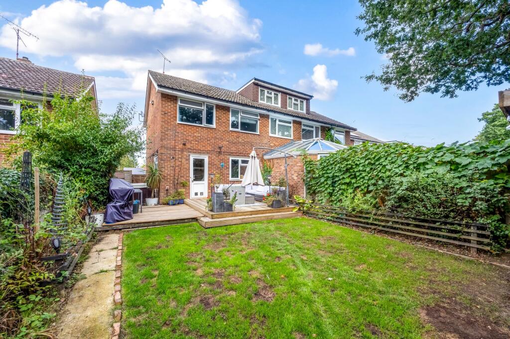 House in Redhill - View 4
