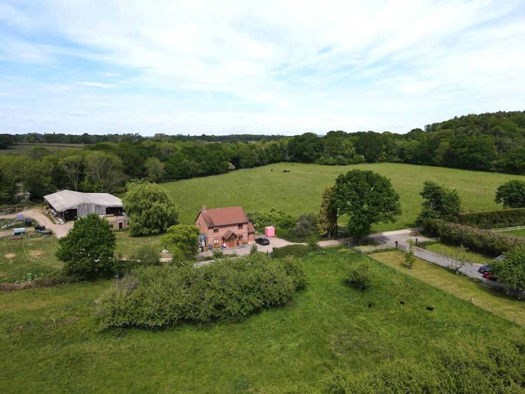 Main image of property: Frogmill Farm, Wangfield Lane, Curdridge, SO32 2DA